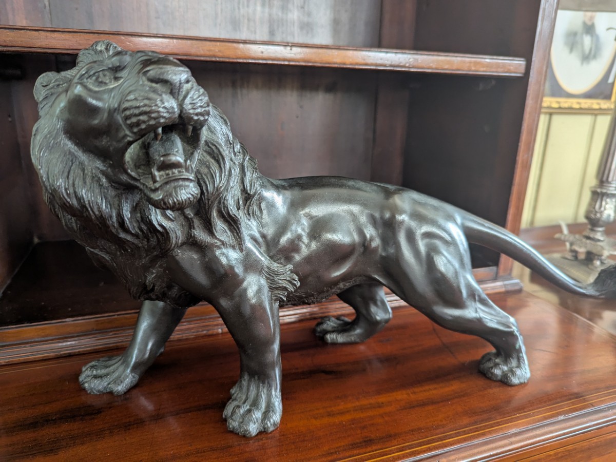 Japanese Meiji Period (1868-1912), Bronze Figure Of A Roaring Lion