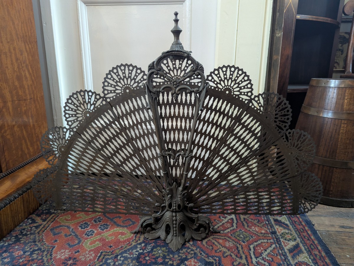 Vintage Brass Fan Design Fireguard